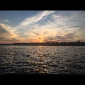 Meet your Posher, Avery